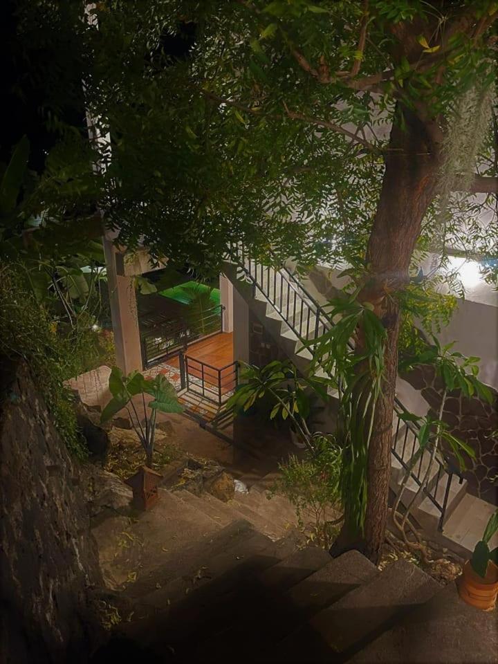 Liri Villa - Ocean, Hills, Valley View Lovina  Exterior photo